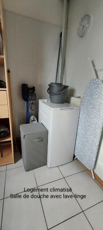Le Barcares Logement Climatise Pour 6 Personnes, Draps Et Serviettes Non Fournis Air-Conditioned Accommodation For 6 People, Sheets And Towels Not Provided Alojamiento Con Aire Acondicionado Para 6 Personas, Sabanas Y Toallas No Incluidas Экстерьер фото